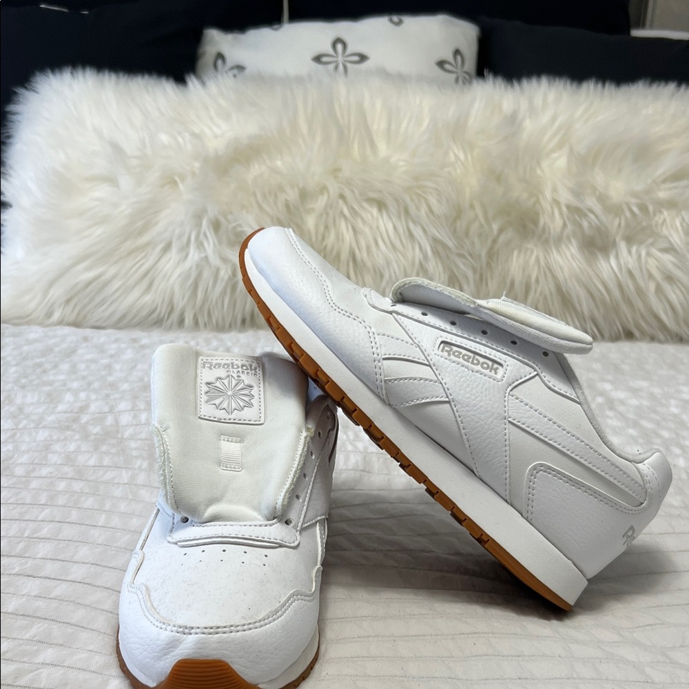 Reebok women White and Tan Sneakers